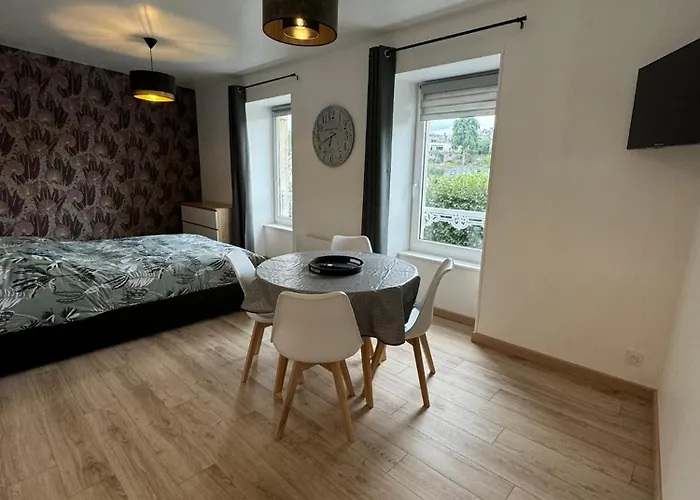 Studio 2Eme Etage - Centre-Ville - Local Velos Disponible